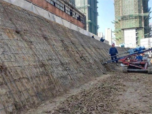 利川建筑边坡支护